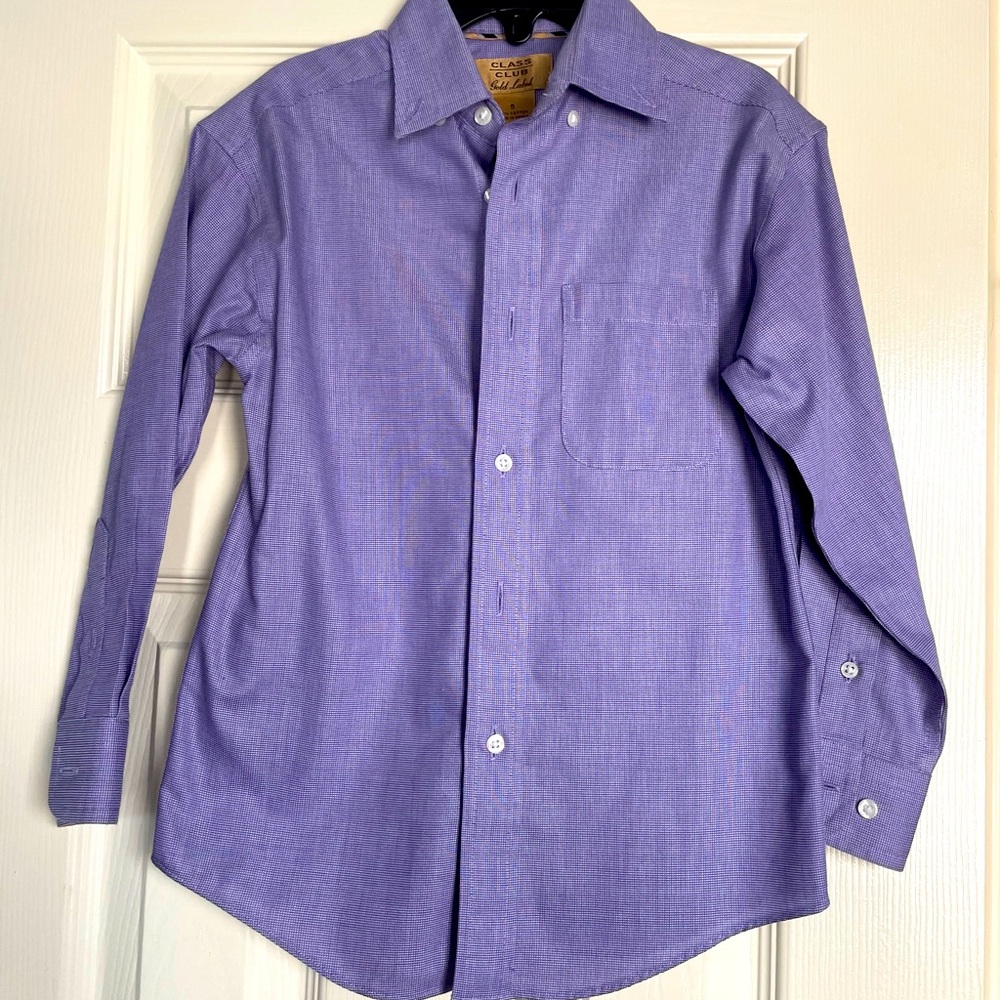 Full sleeve button down formal shirt